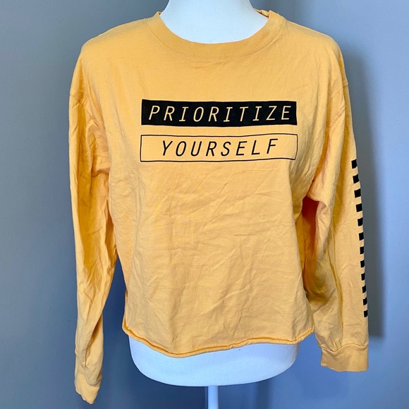 Mighty Fine Tops - 🌻Mighty Fine Cropped Yellow Long Sleeve Tee | XL